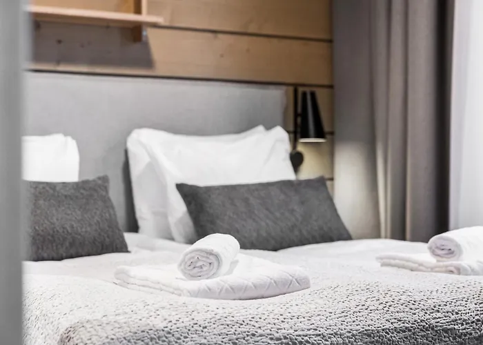 Levin Lyhty Clara C2 By Hilla